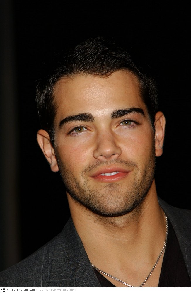 JesseMetcalfe012305J072.jpg