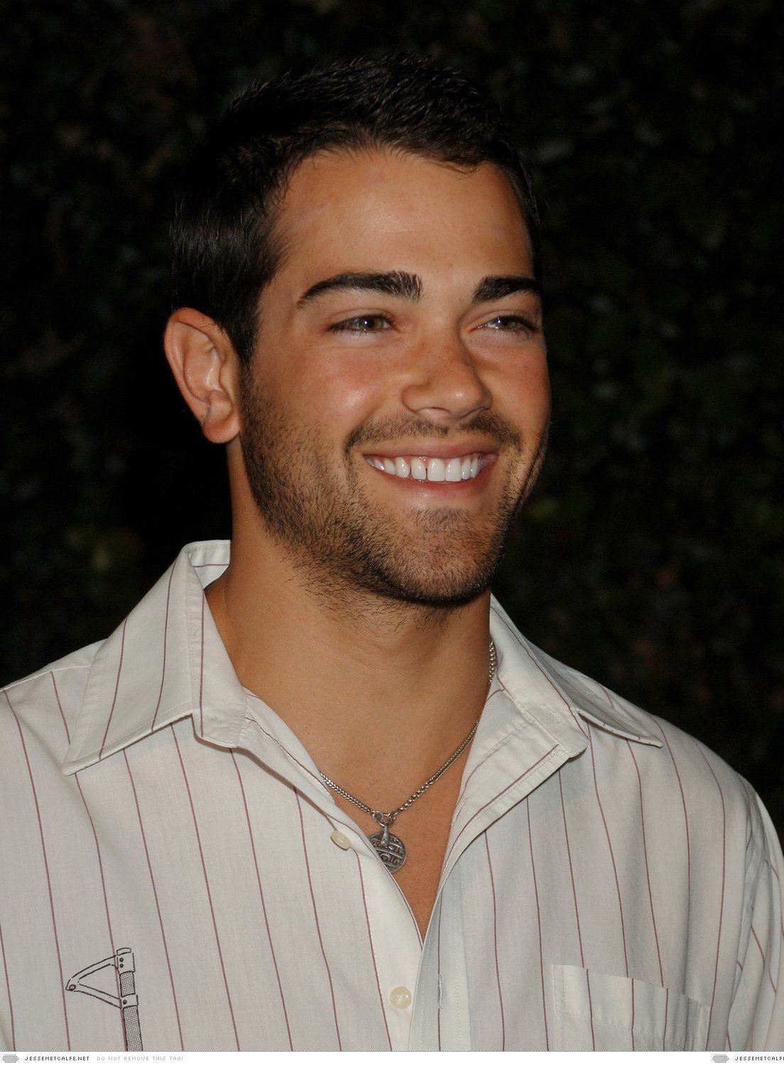 JesseMetcalf041205-G74.jpg