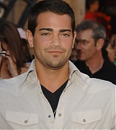 jessemetcalfenet005.jpg