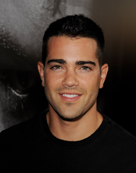 Jesse-Metcalfe-Warrior-Premiere-Arclight-Cinemas-LA-004.jpg