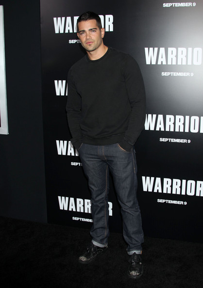 Jesse-Metcalfe-Warrior-Premiere-Arclight-Cinemas-LA-005.jpg