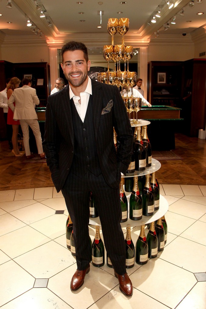 brooks-brothers-hosts-le-casino-night-benefit-002.jpg