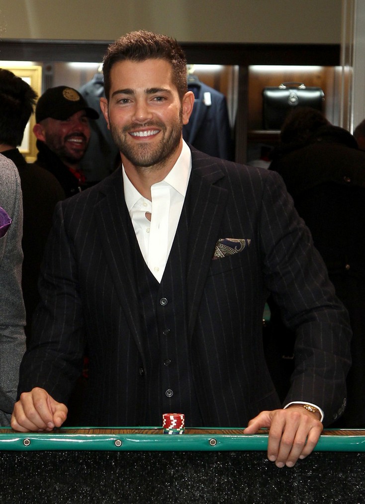 brooks-brothers-hosts-le-casino-night-benefit-003.jpg