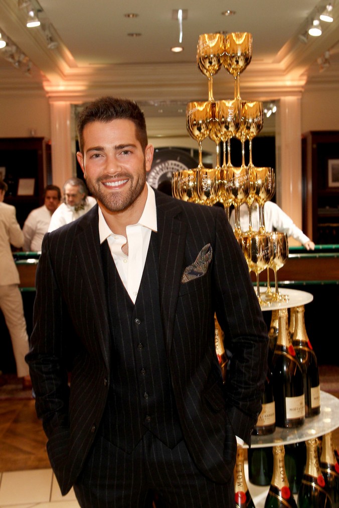 brooks-brothers-hosts-le-casino-night-benefit-005.jpg