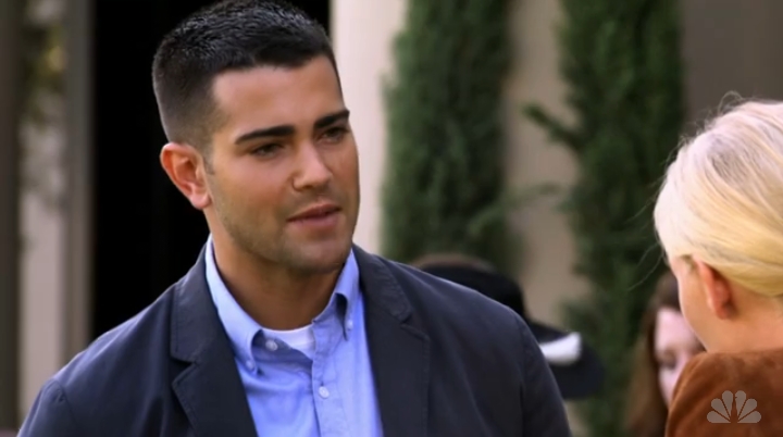 jesse-metcalfe-chase-s1ep2-53.png