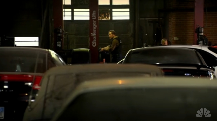 jesse-metcalfe-chase-s1ep2-63.png