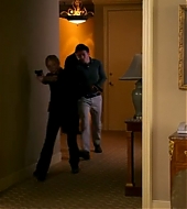 jesse-metcalfe-chase-s1ep2-121.png