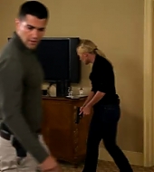 jesse-metcalfe-chase-s1ep2-126.png