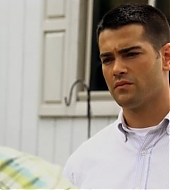 jesse-metcalfe-chase-s1ep2-84.png
