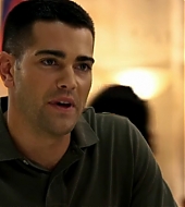 jesse-metcalfe-chase-s1ep2-94.png