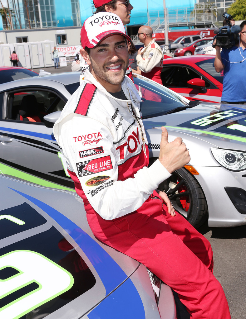 Jesse-Metcalfe-37th_Toyota_ProCelebrity_Race_Participants_Practice_April_2013-003.jpg