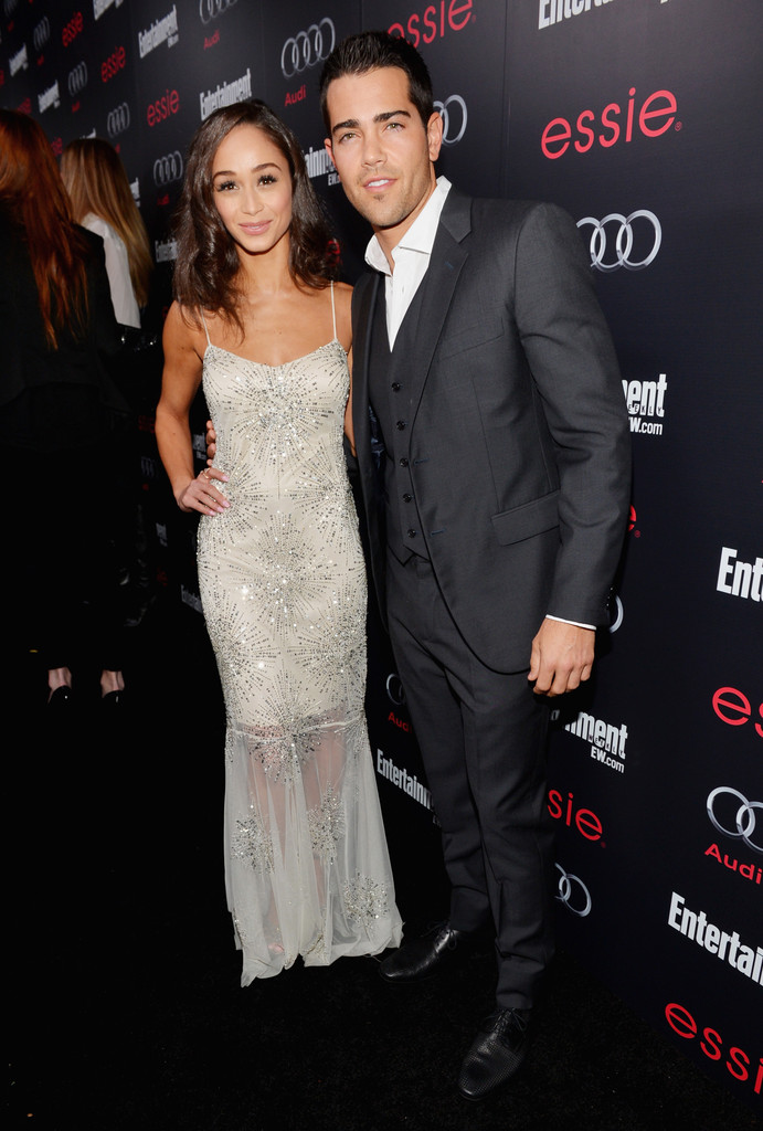 Jesse-Metcalfe-Entertainment_Weekly_Pre-SAG_Party_Hosted_By_Essie_And_Audi_January_25-007.jpg
