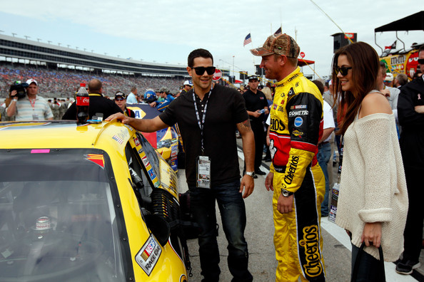 Jesse-Metcalfe-NASCAR-Sprint-Cup-Series-AAA-Texas-500-at-Texas-Motor-Speedway-001.jpg