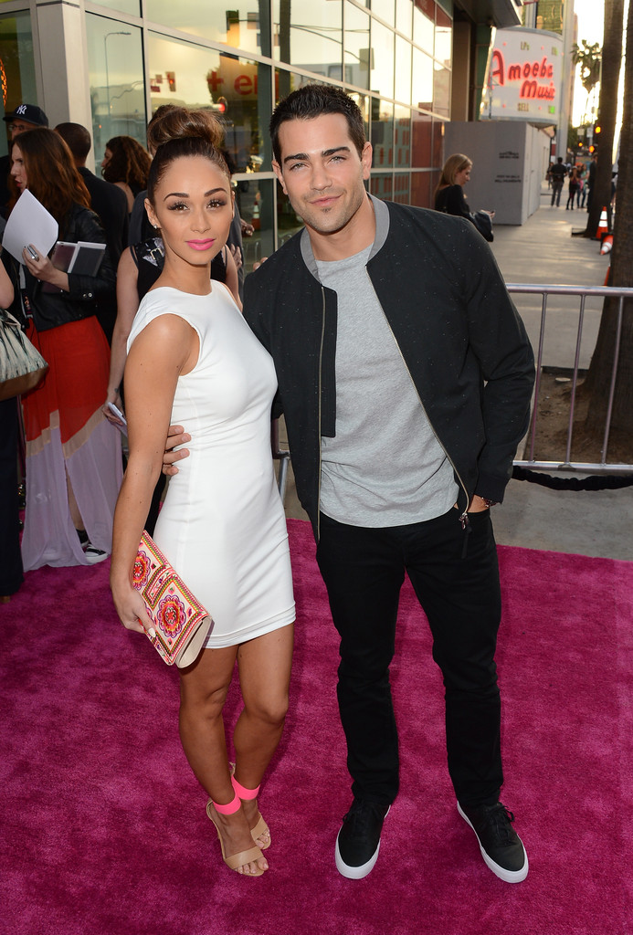 Jesse-Metcalfe-Spring_Breakers_Premiere_-_March_14-010.jpg