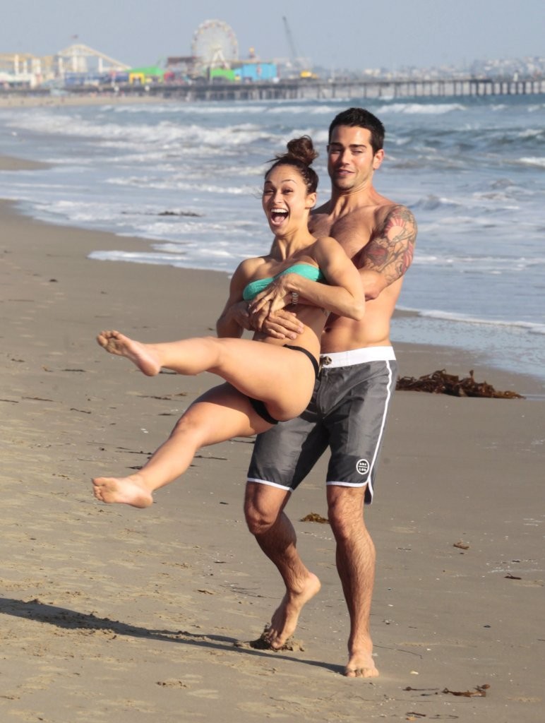 Jesse Metcalfe and Cara Santana at the beach in Santa Monica