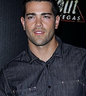 jesse_metcalfe_3053389.jpg